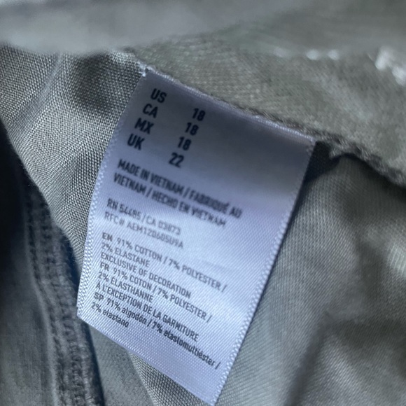 BRAND NEW AMERICAN EAGLE SHORTS - Picture 3 of 3